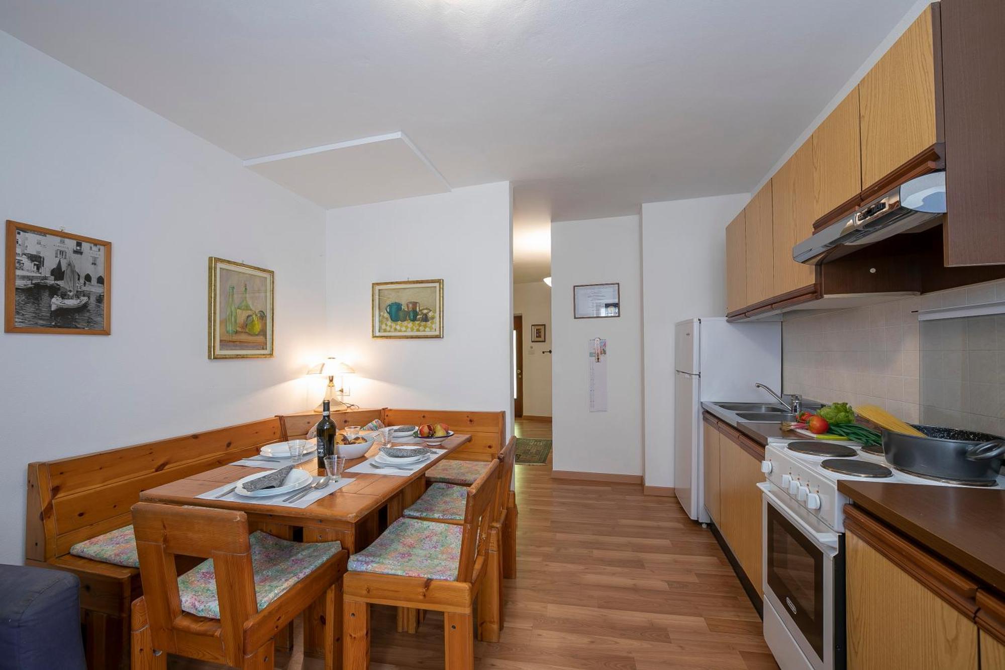 Appartamento Miorelli Torbole Sul Garda Exteriör bild