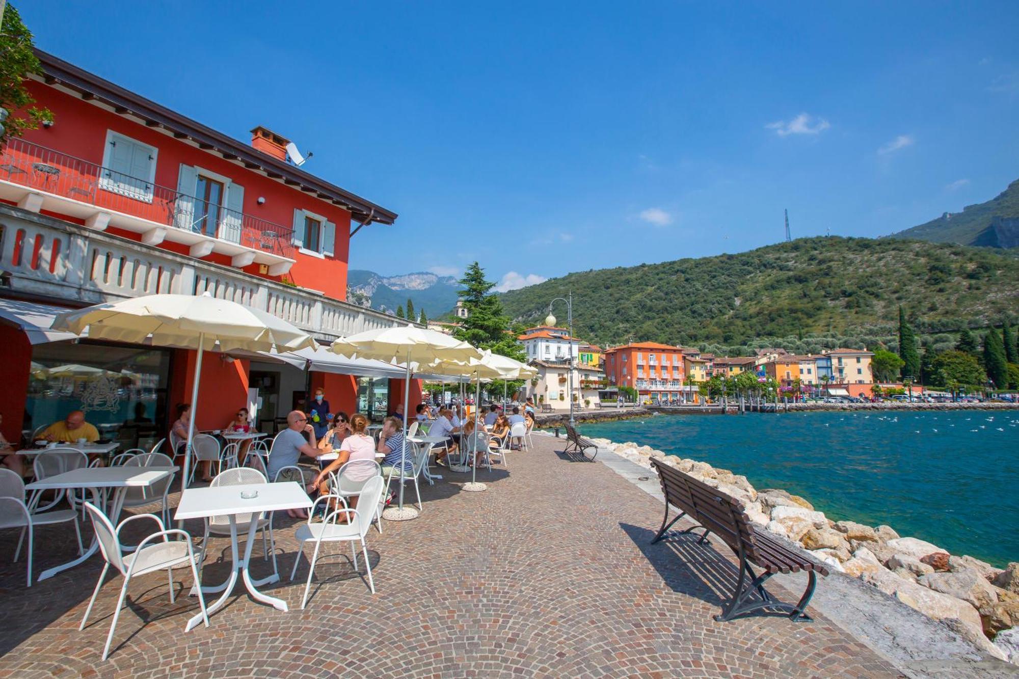 Appartamento Miorelli Torbole Sul Garda Exteriör bild
