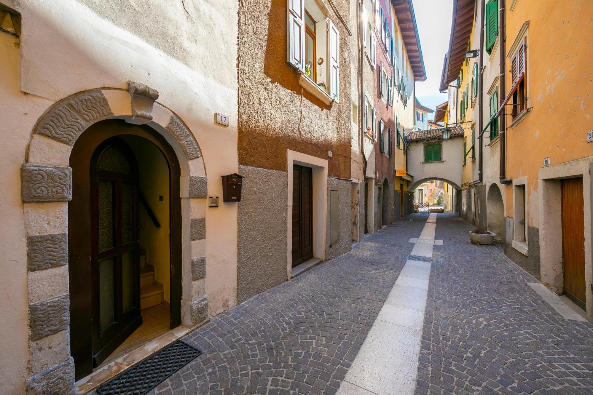Appartamento Miorelli Torbole Sul Garda Exteriör bild